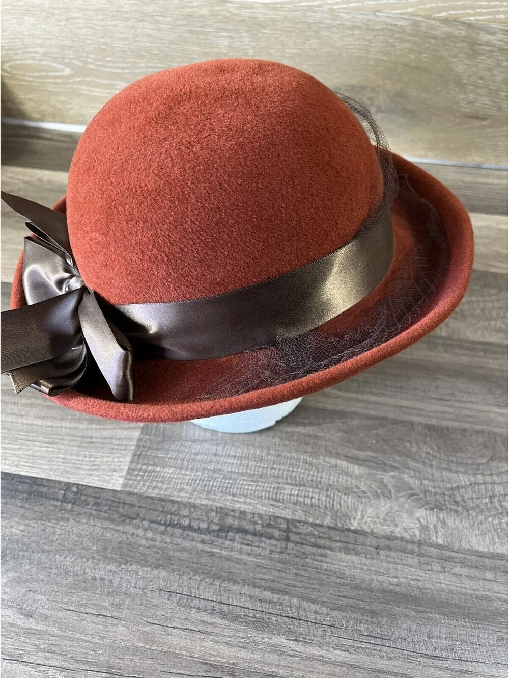 Betmar New York Brown Cloche Hat Wool with Satin Bow